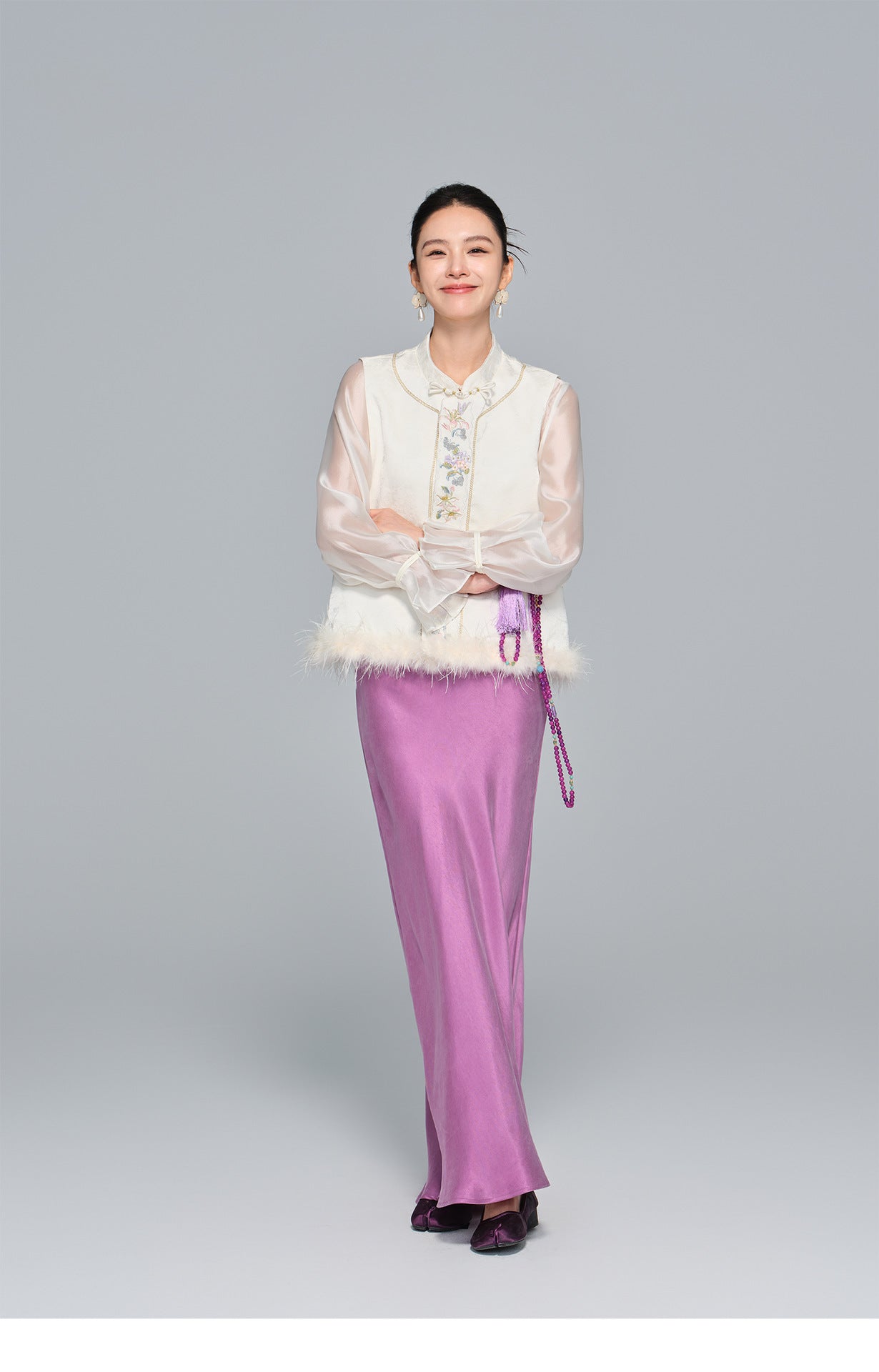 Stylish Embroidered Women's Vest