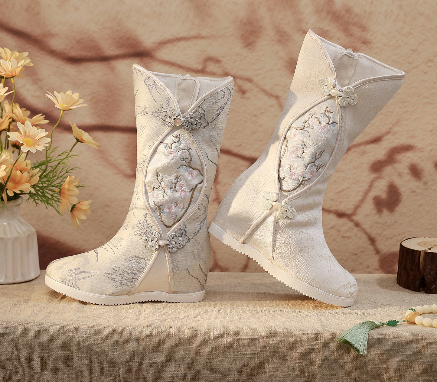 Women’s Hanfu Boots — Embroidered Ink Painting Autumn Height-Increasing Shoes