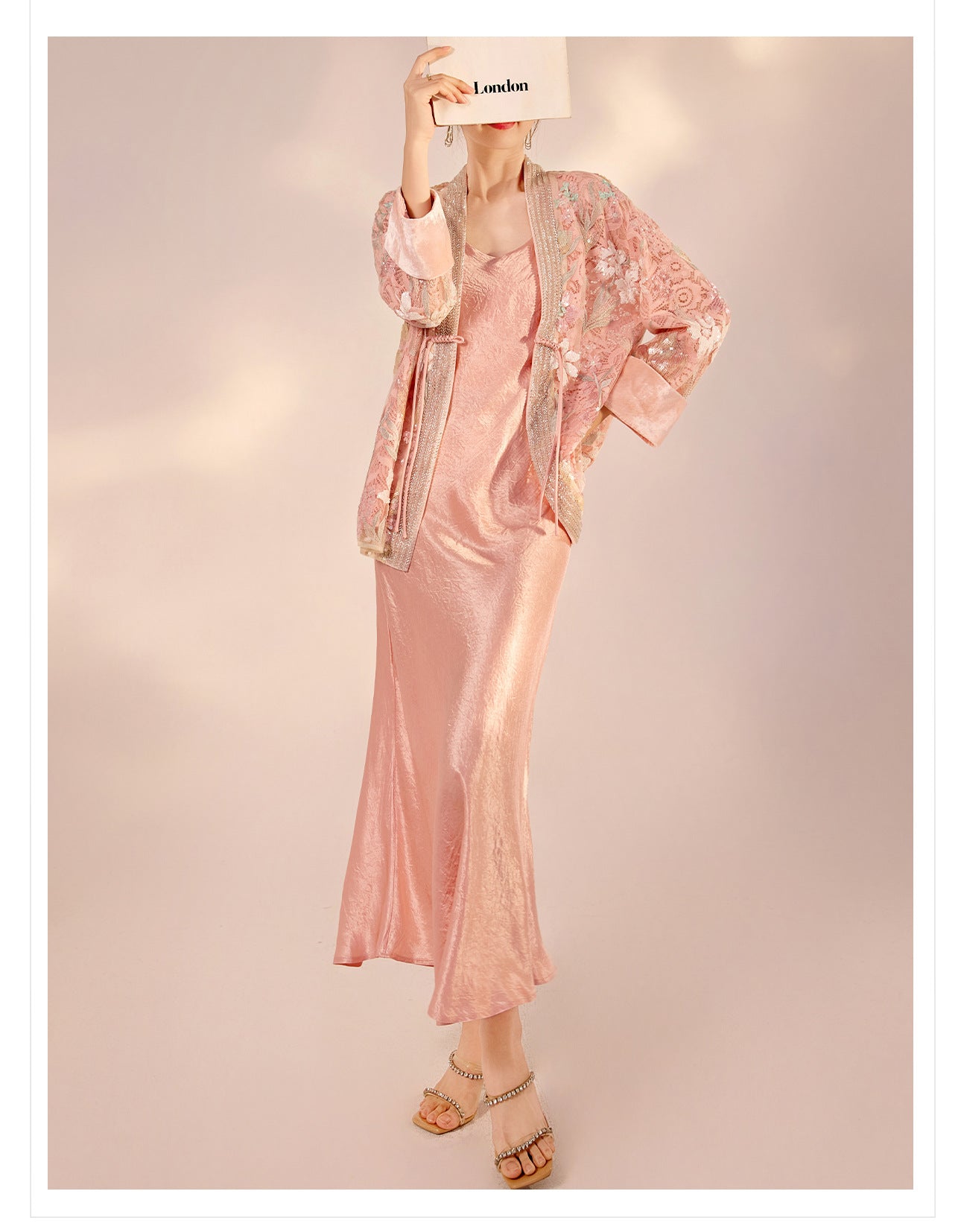 Spring New Chinese Style Velvet Sequin Embroidered Mesh Blouse