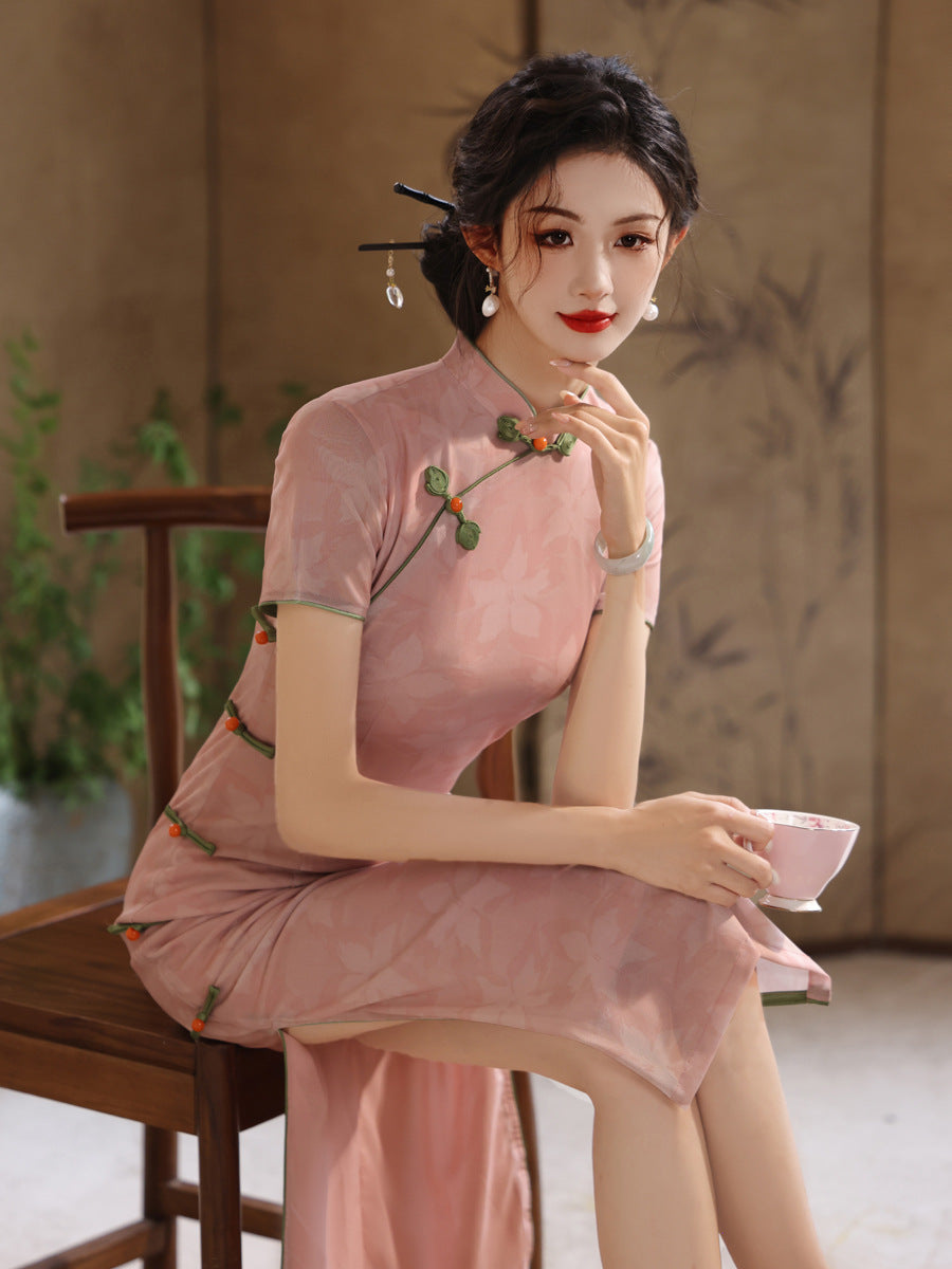 Elegant Pink Cheongsam – Youth Summer 2025 Dress