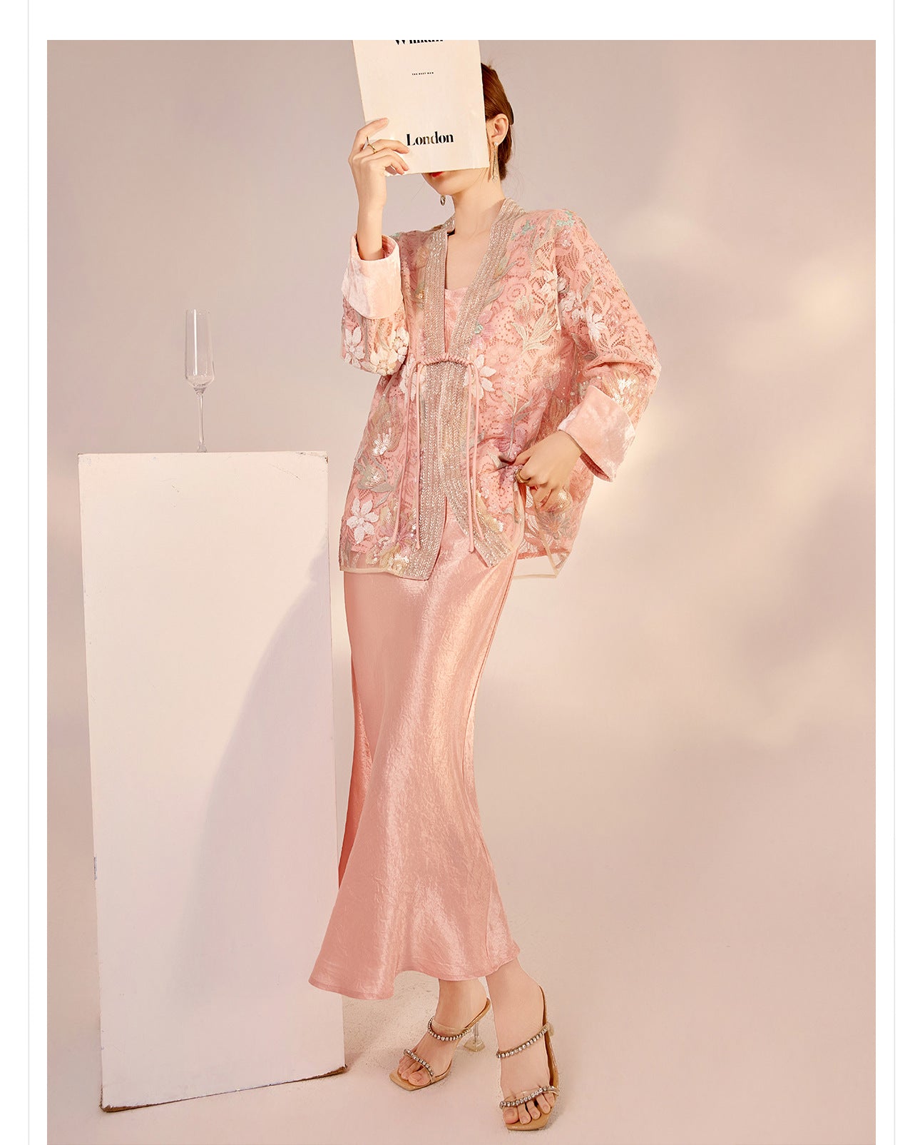 Spring New Chinese Style Velvet Sequin Embroidered Mesh Blouse