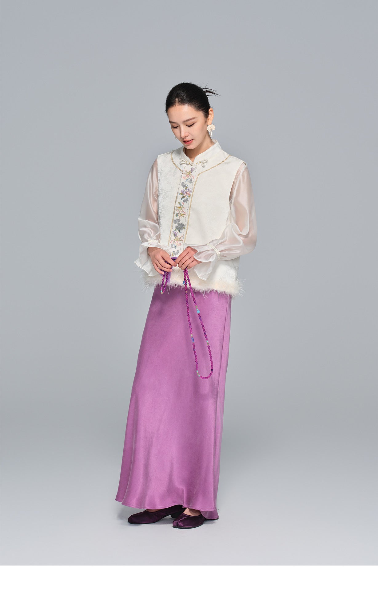 Stylish Embroidered Women's Vest