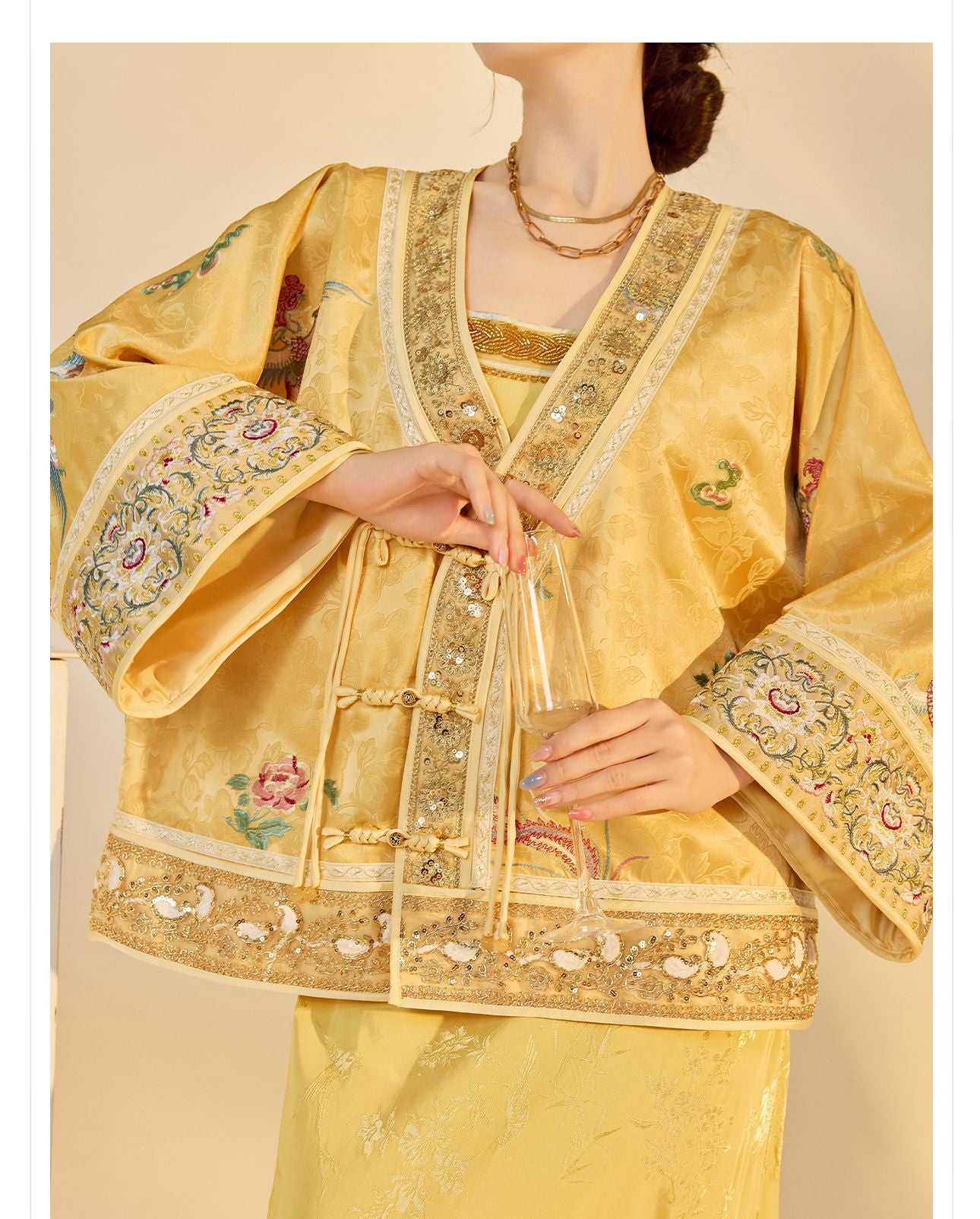 Luxury V-Neck Embroidered Jacket – Modern Chinese Style Outerwear