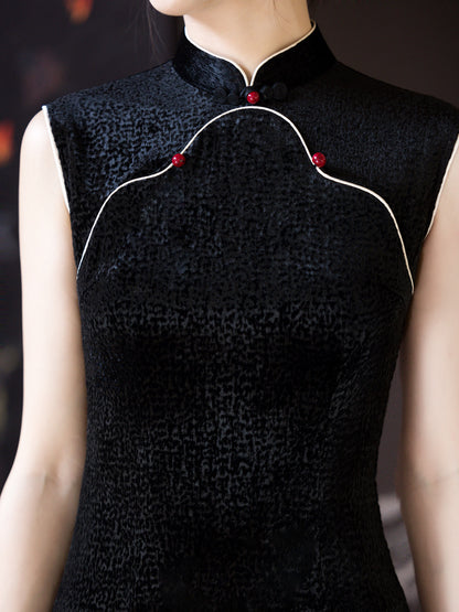 Retro Elegant Black Cheongsam – 2025 New Women's Dress