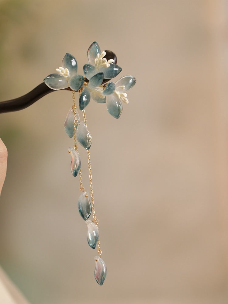 Ink Blue Magnolia Hairpin | New Chinese Style Elegant Wooden Accessory