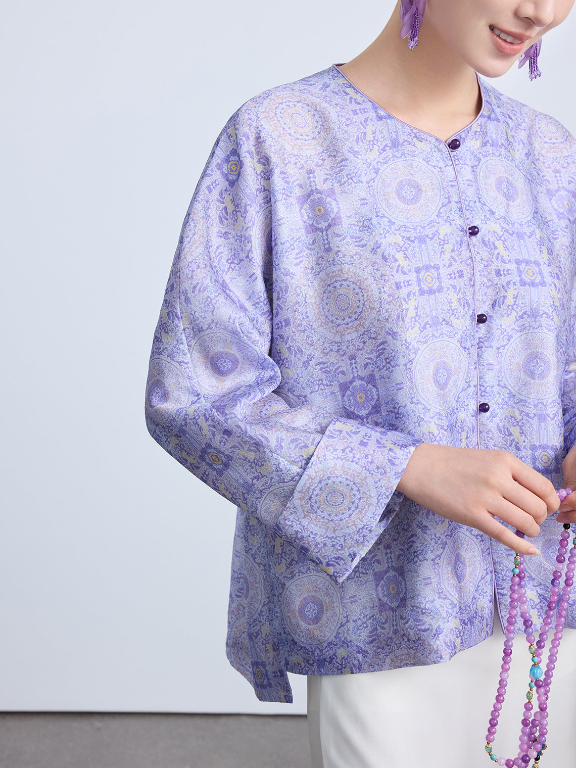 High-End Stylish Chinese Summer Top for Women