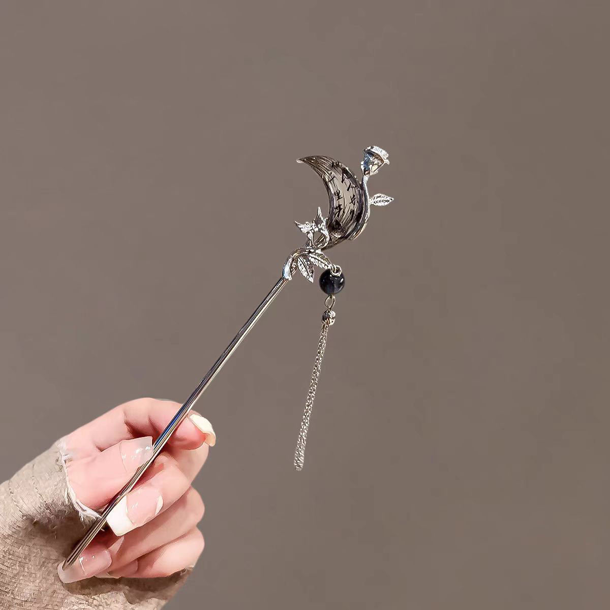 Retro Niche Crescent Hairpin | Elegant Chinese Style Versatile Hair Accessory