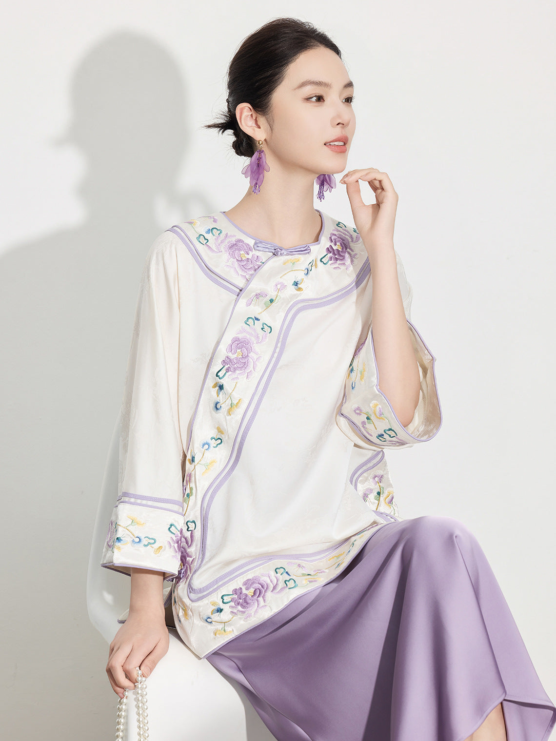 Chinese Style Jacquard Embroidery Coat for Women
