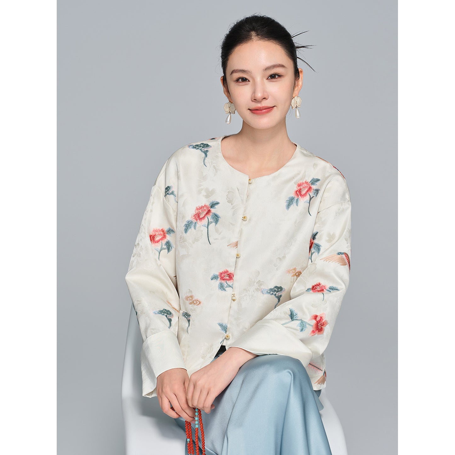 Elegant Loose Embroidered Jacket