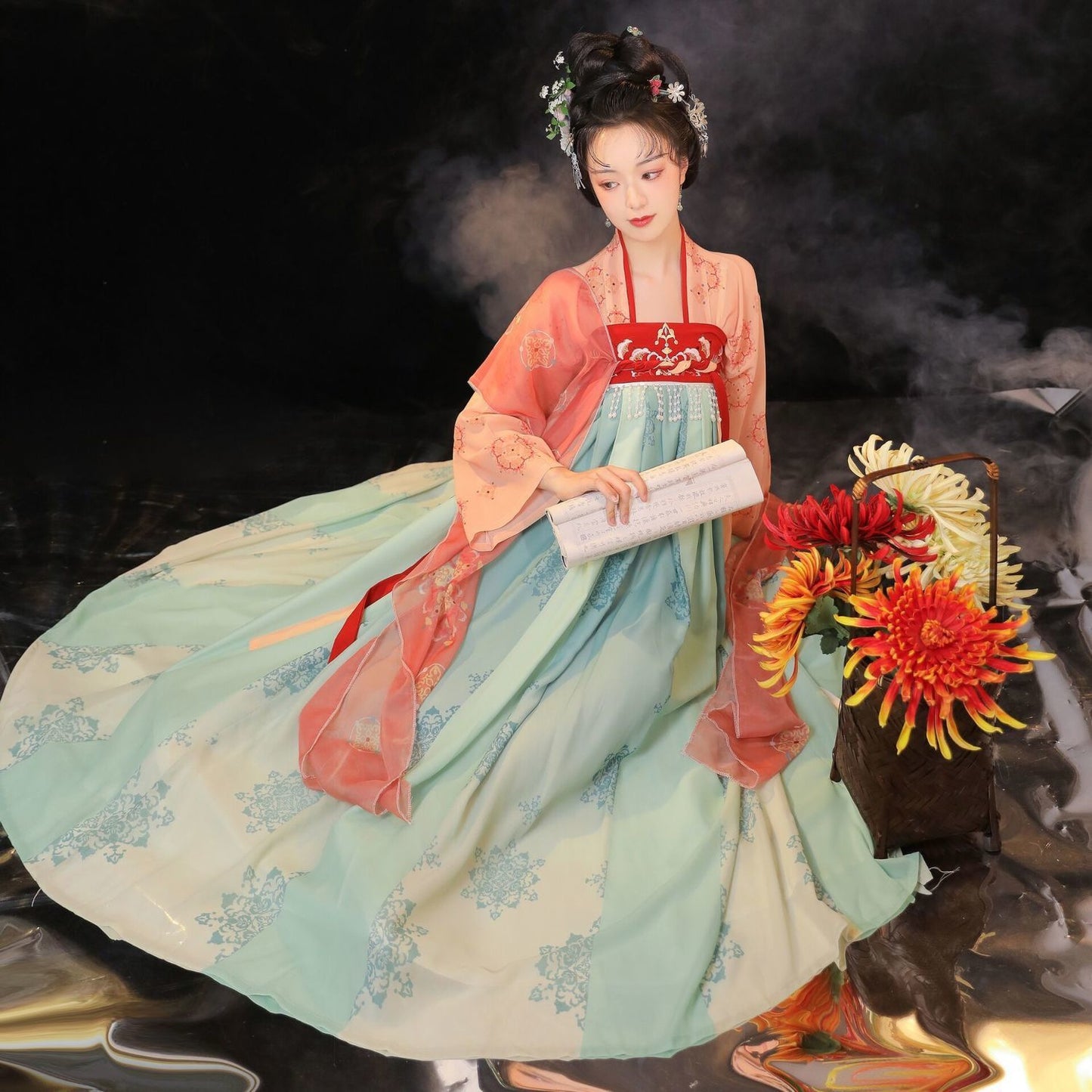 Oriental Fairy Hanfu — Queen Consort Style Ancient Chinese Outfit