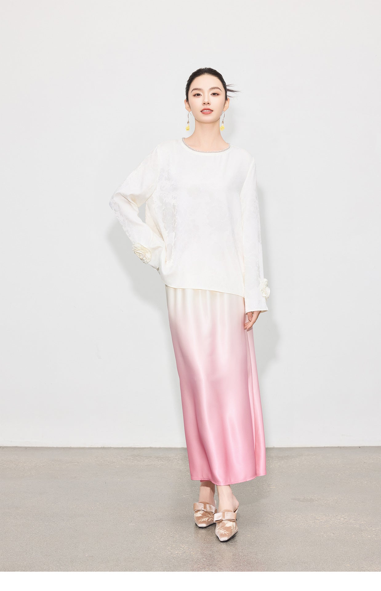 Luxury Acetate Satin Midi Skirt — Gradient High-End Mermaid Style