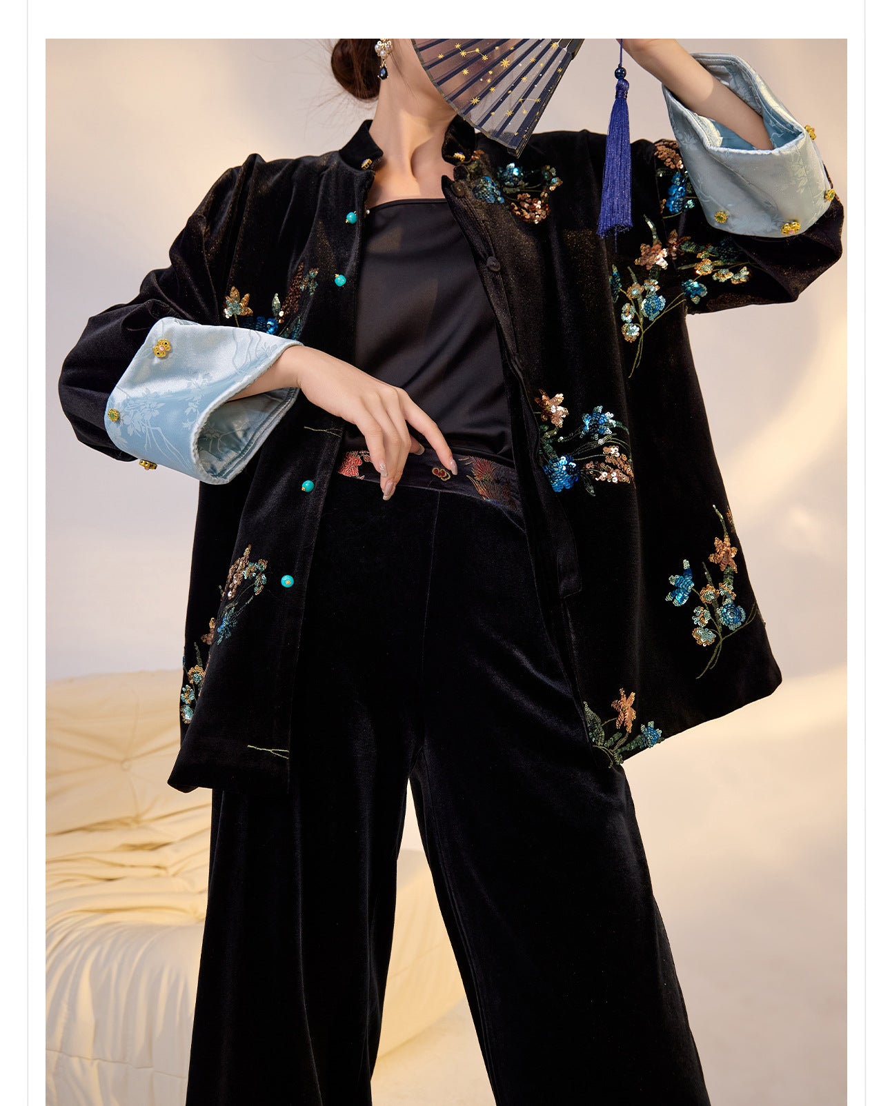 Elegant New Chinese Satin Floral Sequin Loose Black Top