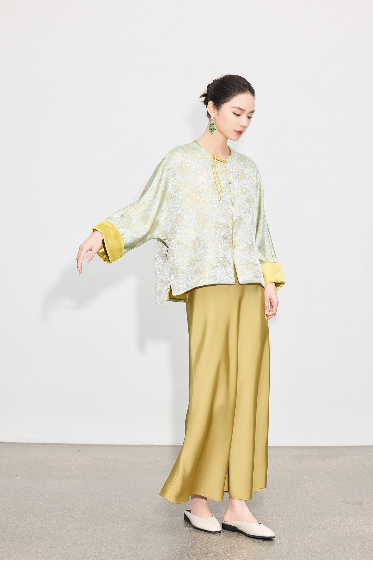 High-End Women's Jacquard Jacket