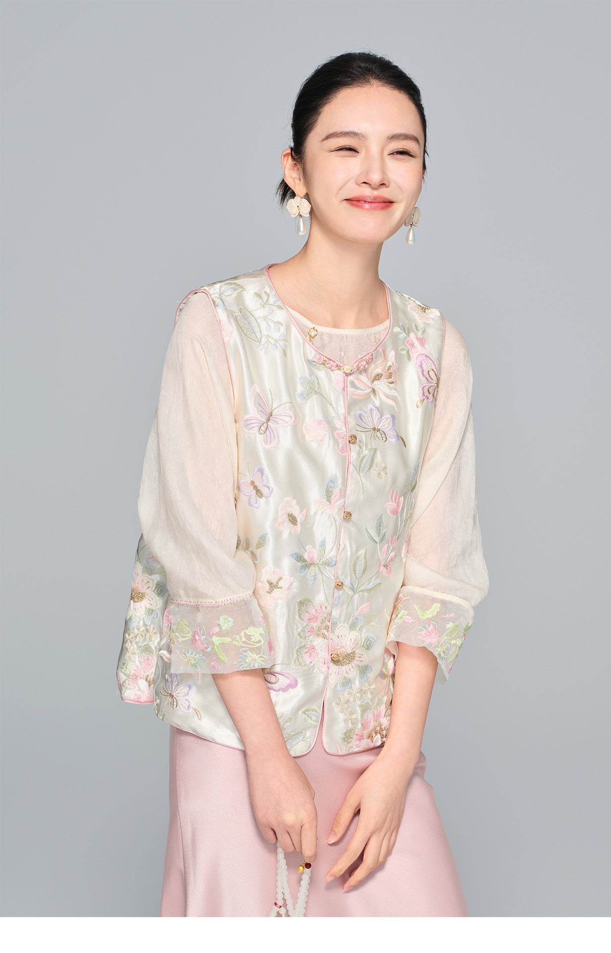 Stylish Embroidered Outerwear Vest