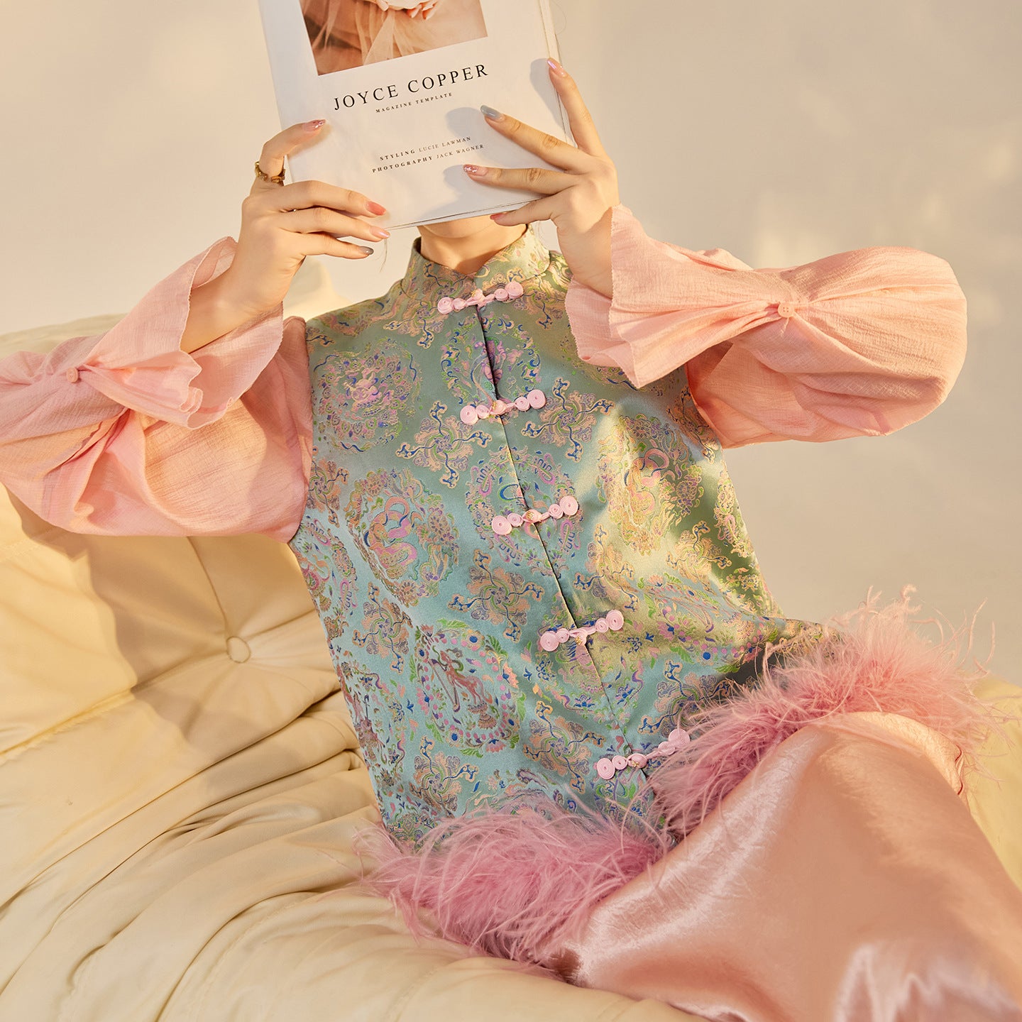 Ostrich Feather Detachable Vest – Elegant New Chinese Style Top