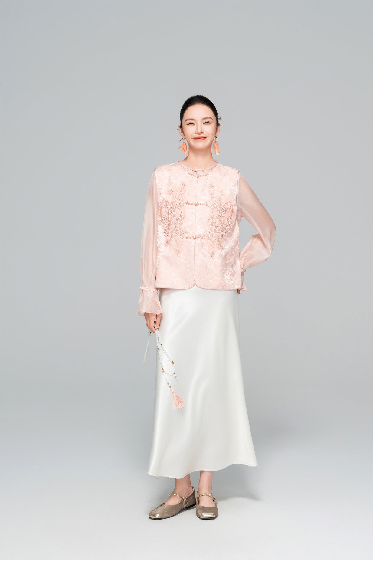 Sophisticated Sleeveless Retro Silk Vest