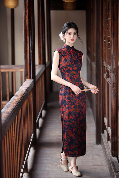 Slim Fit Retro Qipao – Elegant Long Chinese Dress
