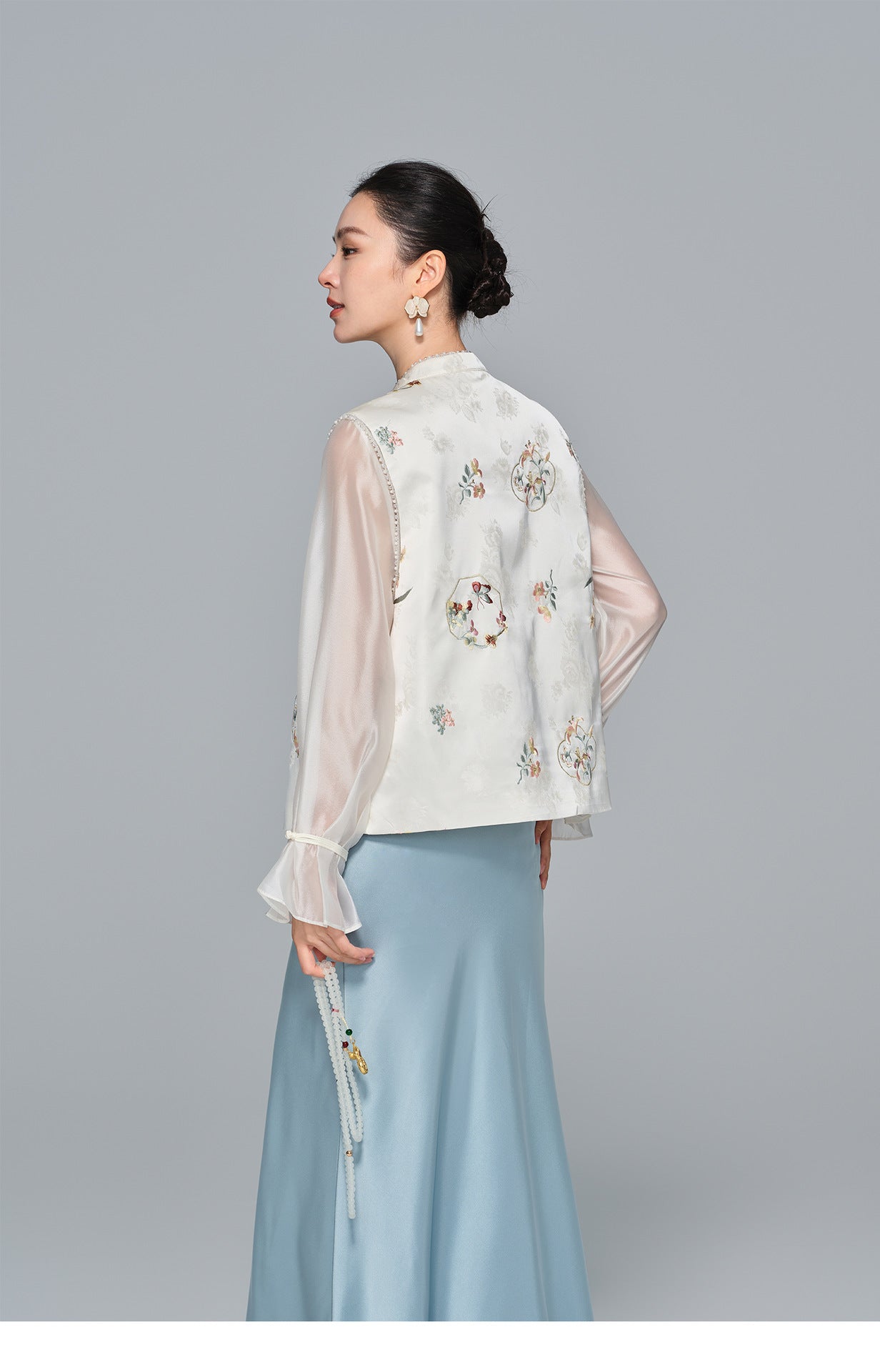 Jacquard Embroidered Stand Collar Vest