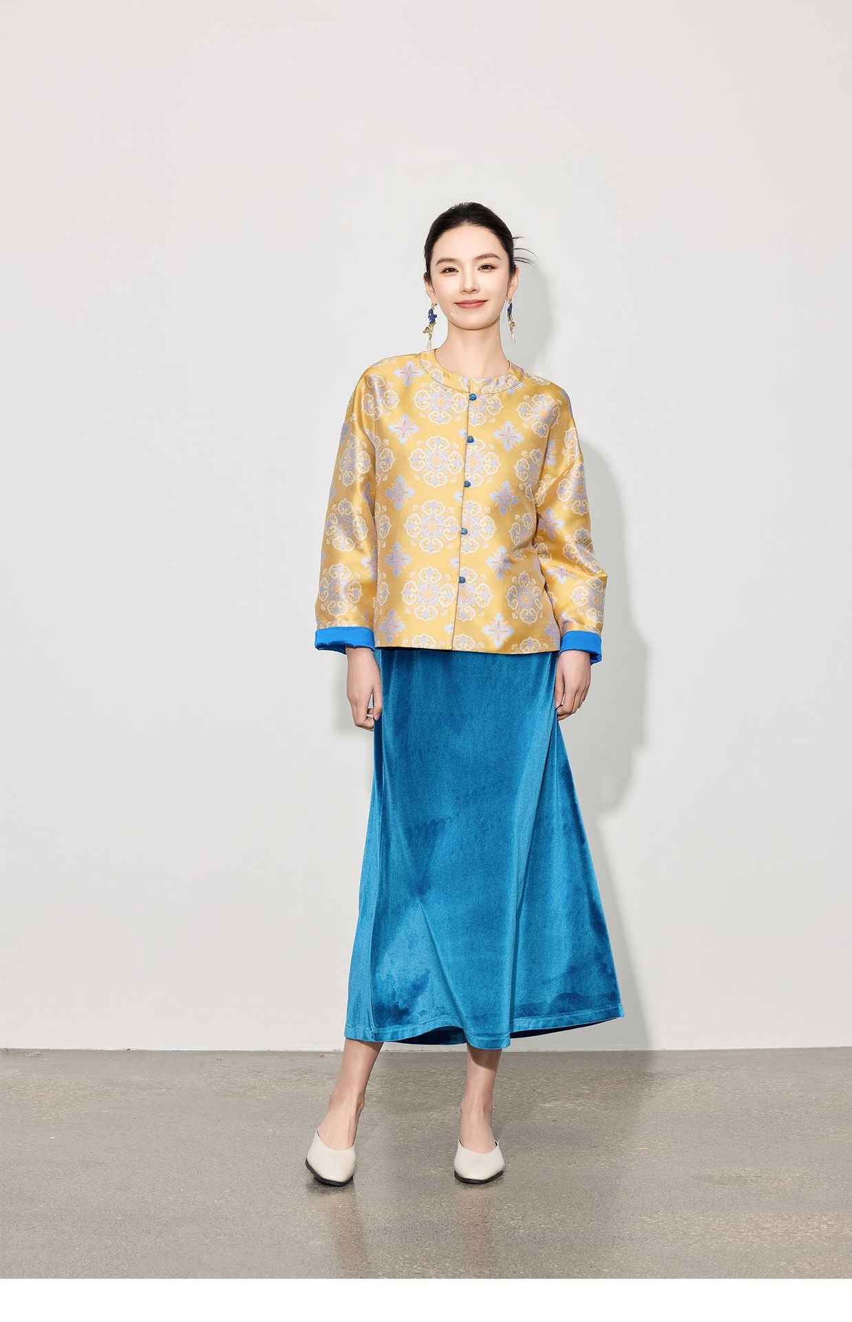 Stylish Retro Jacquard Long Sleeve Jacket