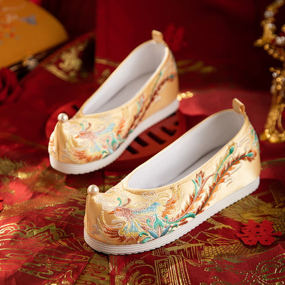 Autumn 2025 Hanfu Shoes — Bride Xiuhe Shoes with Inner Height for Women