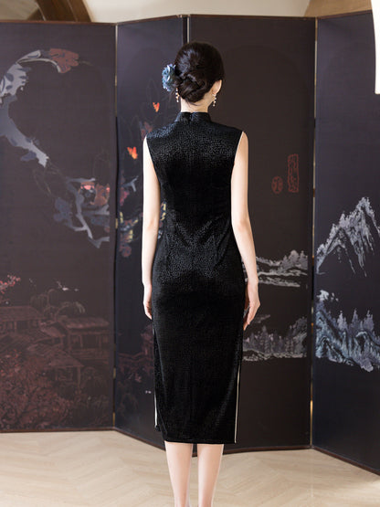 Retro Elegant Black Cheongsam – 2025 New Women's Dress