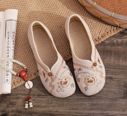 Old Beijing Style Women’s Flats — Retro Embroidered Costume Shoes