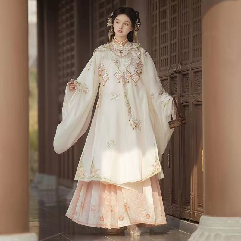 Women Ming Dynasty Hanfu Set Heavy Embroidery Cloud Shoulder Stand Collar Horse Face Skirt