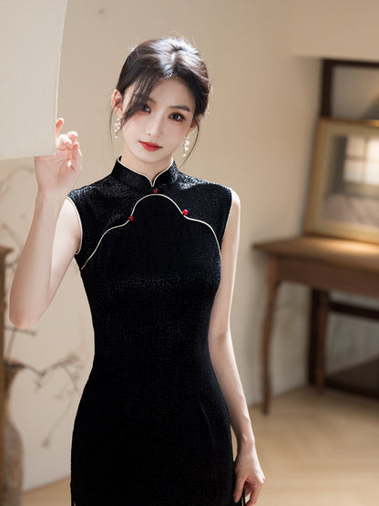 Retro Elegant Black Cheongsam – 2025 New Women's Dress