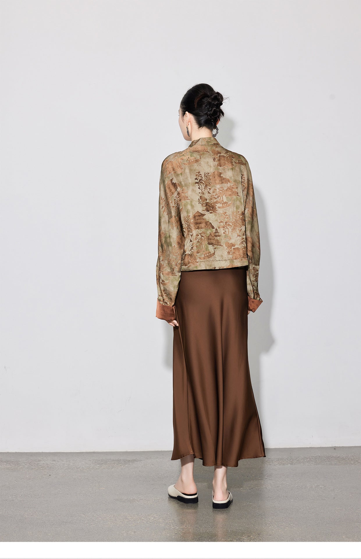 Stylish National Style Jacquard Blouse for Women