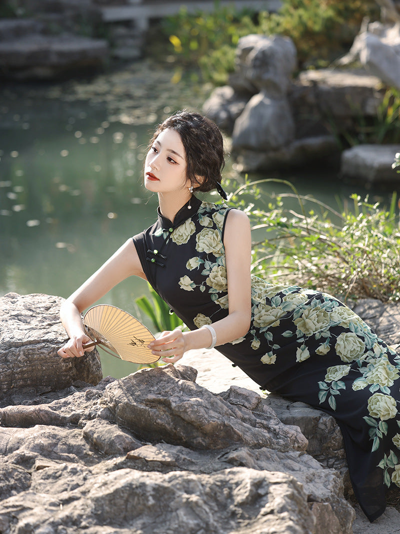 Elegant Dark Green Cheongsam – Retro Spring High-End Dress