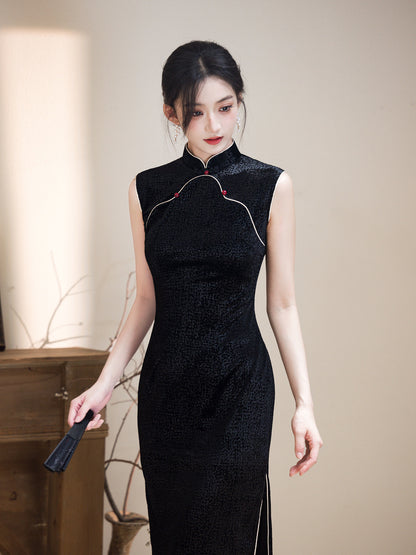 Retro Elegant Black Cheongsam – 2025 New Women's Dress