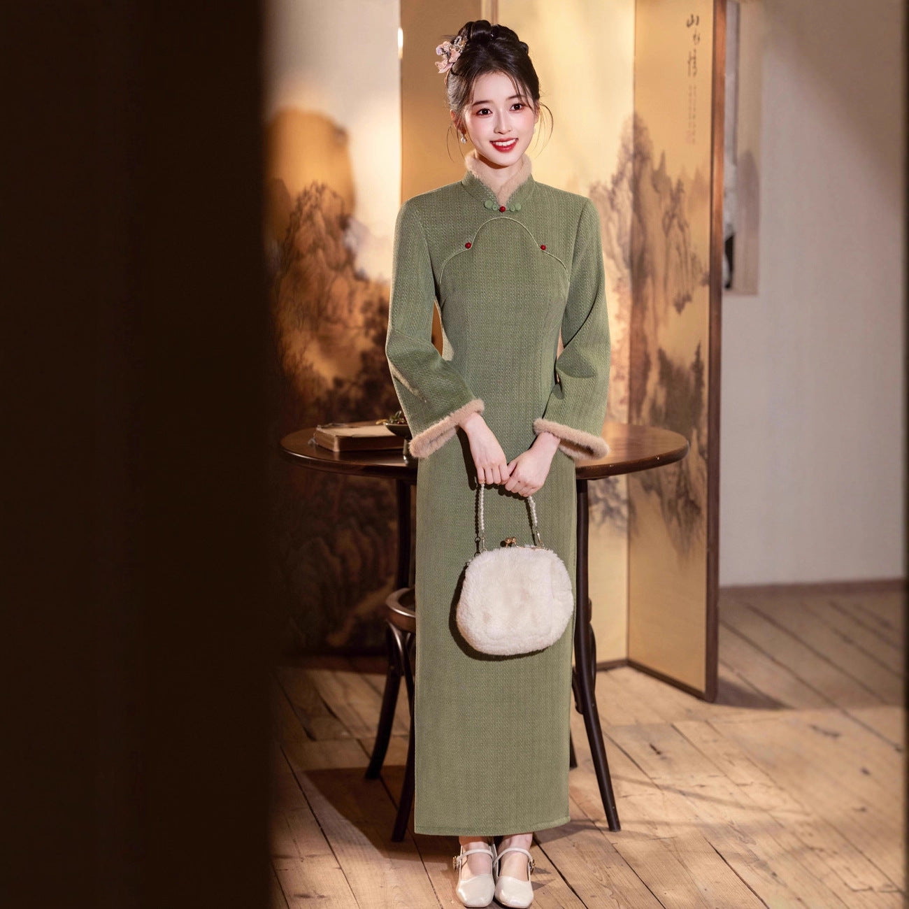 2025 Improved Green Cheongsam – Elegant Warm National Style