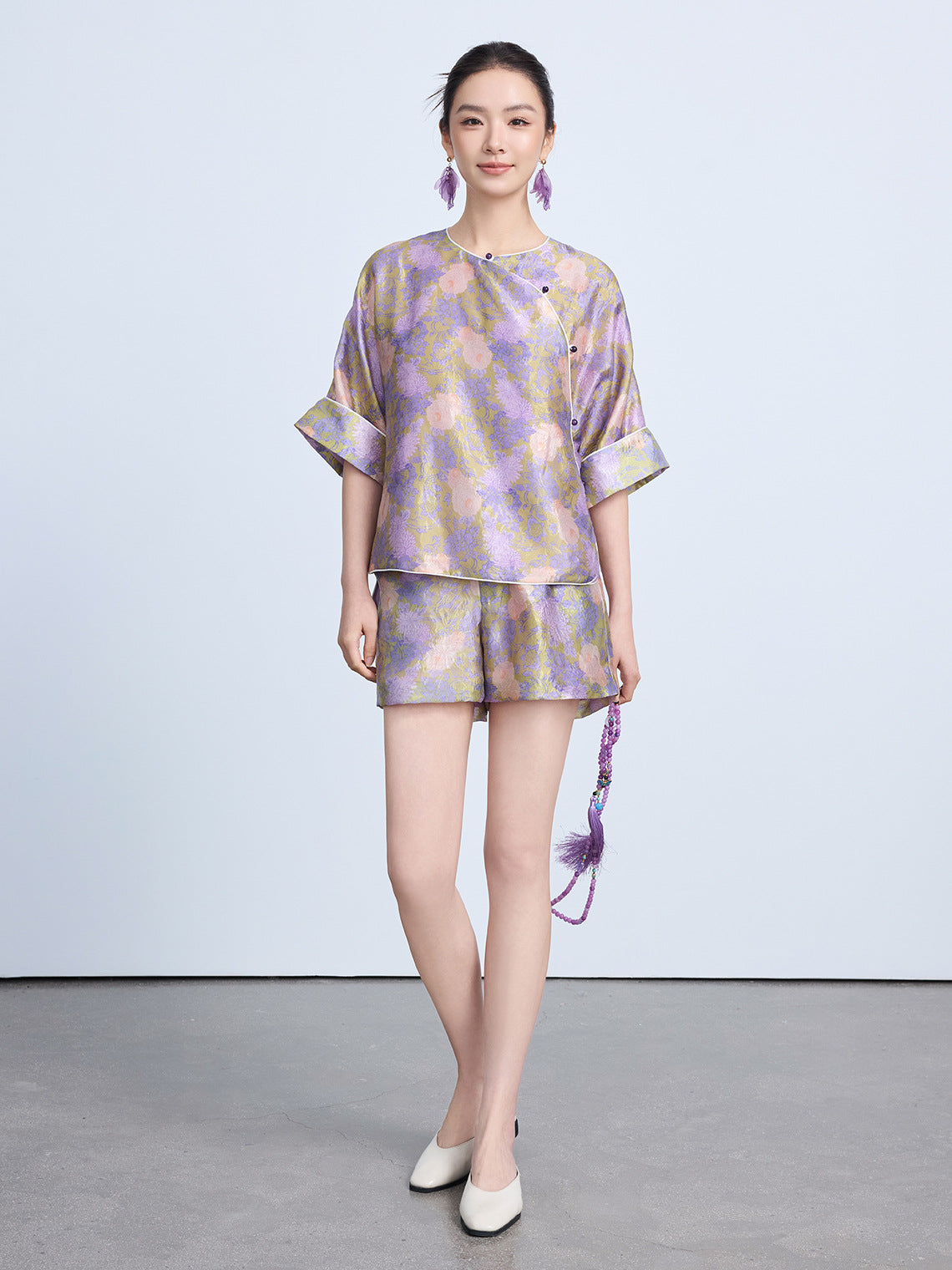 Elegant Chinese Style Summer Top & Shorts Outfit