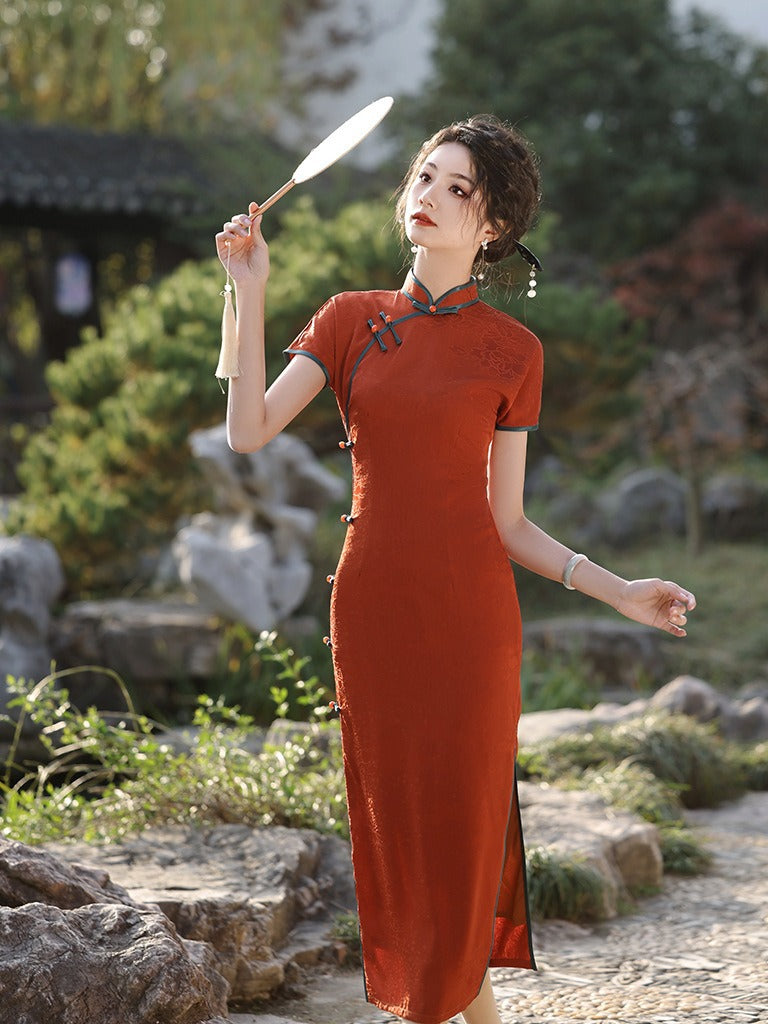 Improved Chinese Style Qipao – Slim Fit High-End Dress