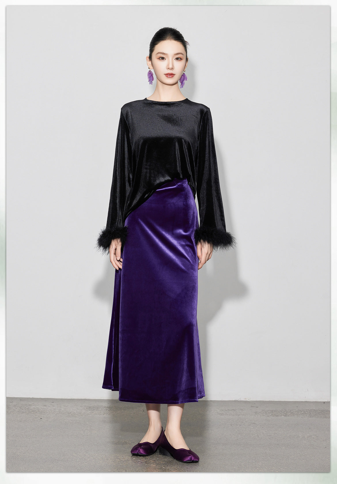 Chic Vintage High-Waist Velvet Long Skirt