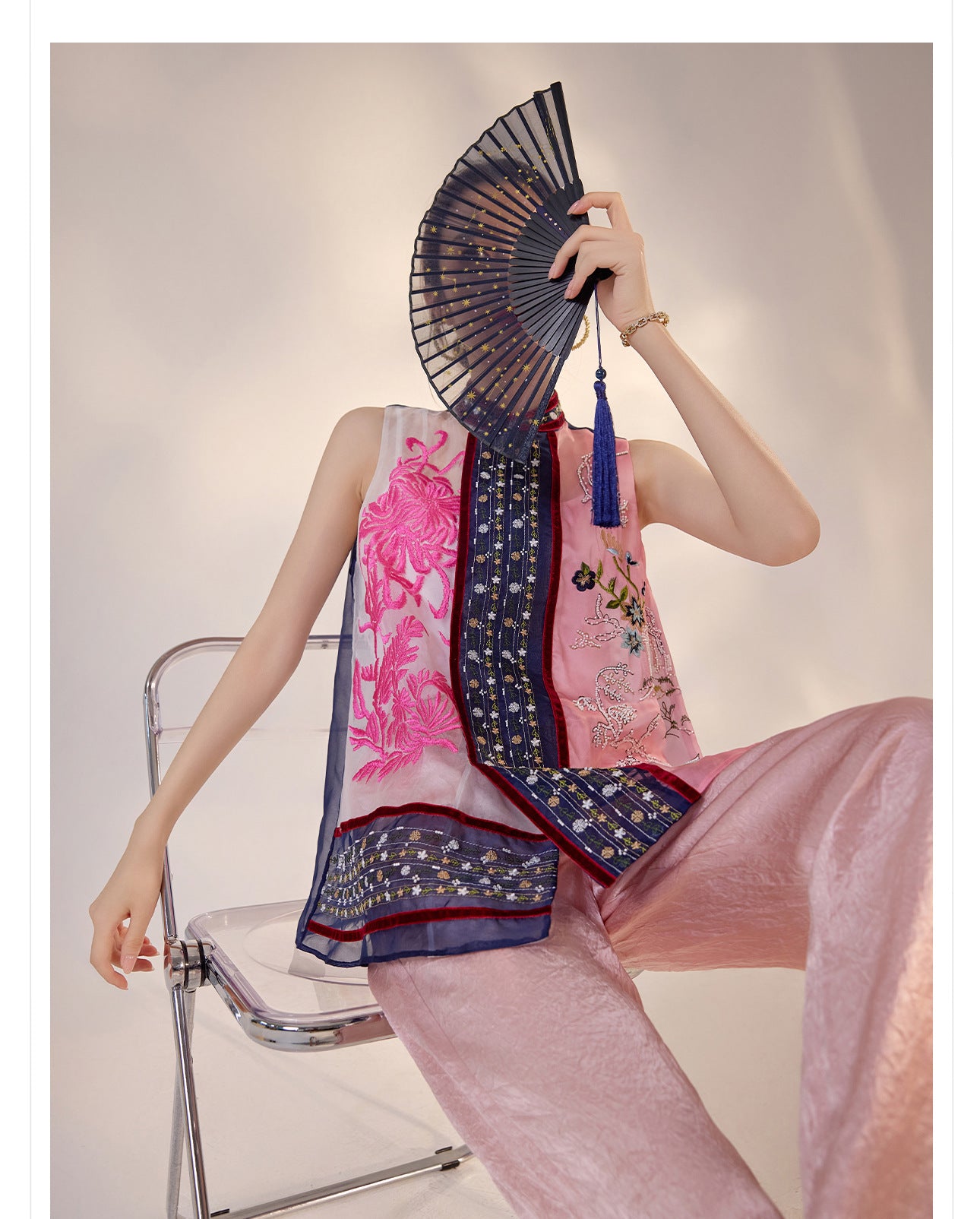 2026 New Chinese Embroidered Colorblock Mulberry Silk Vest Top