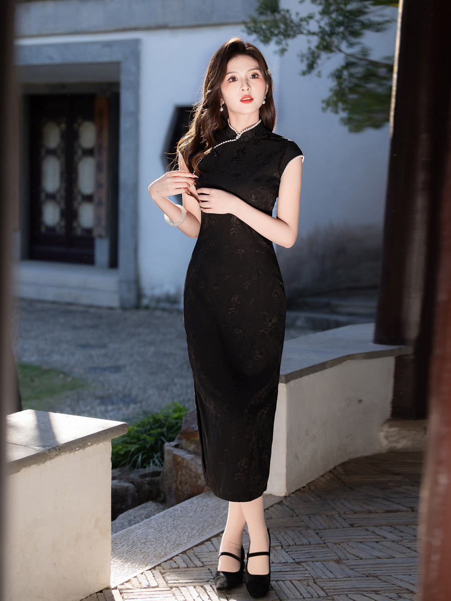 Improved Chinese Style Qipao – Slim Fit High-End Dress