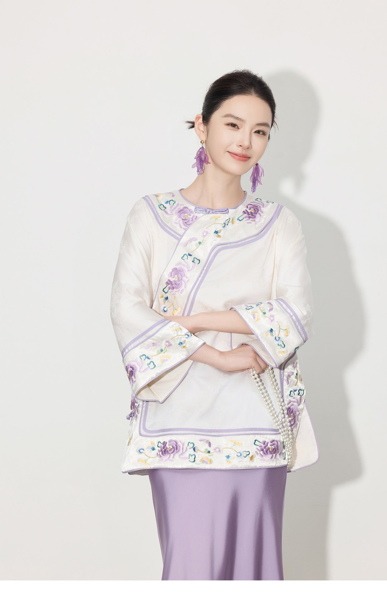Chinese Style Jacquard Embroidery Coat for Women