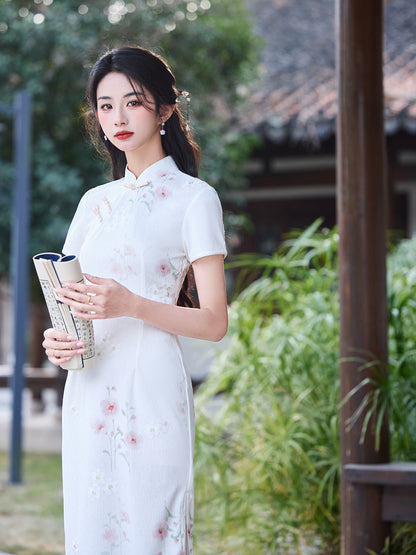 Elegant White Long Cheongsam – 2025 Youthful Summer Dress