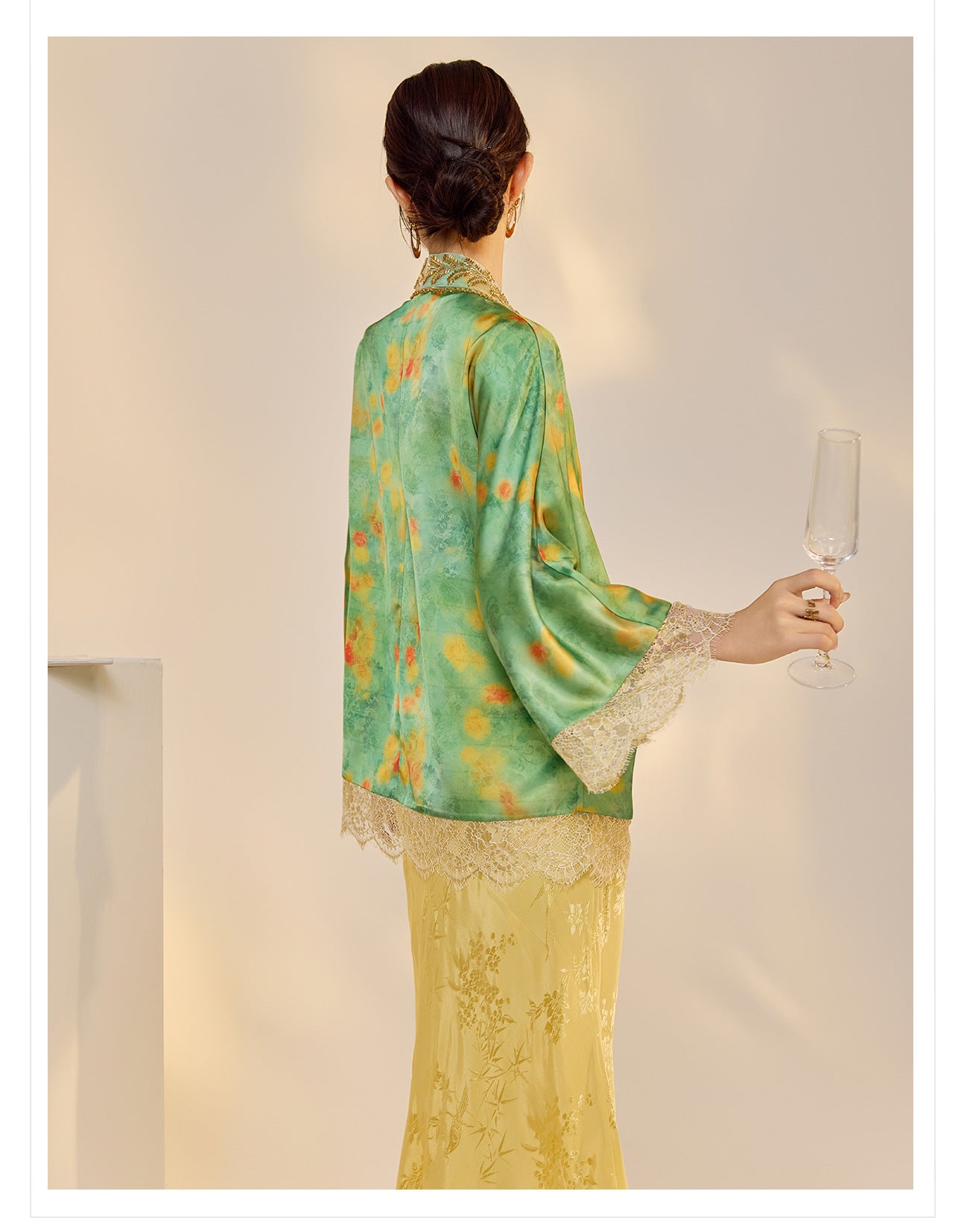 Elegant New Chinese Embroidered Jacquard Cardigan & Strap Dress Set