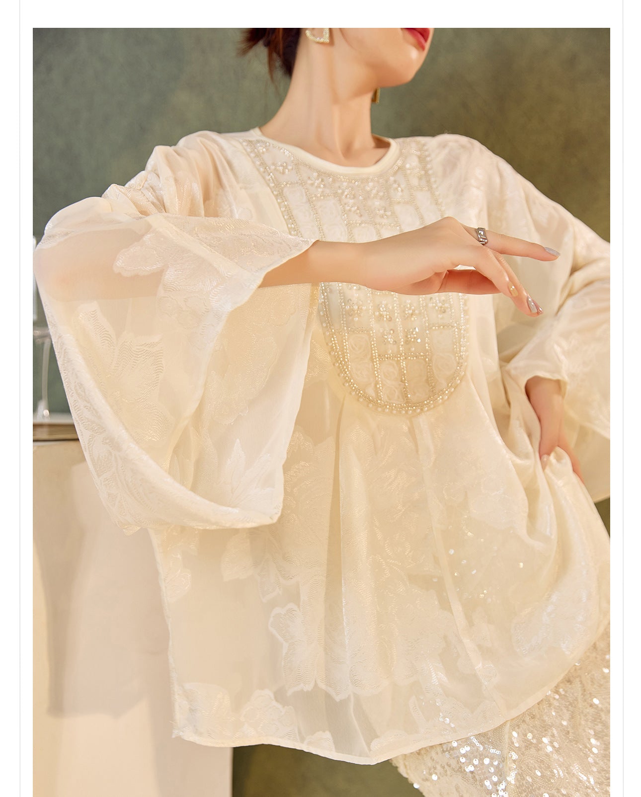 New Chinese Style Beaded Embroidered High-End Blouse for Women