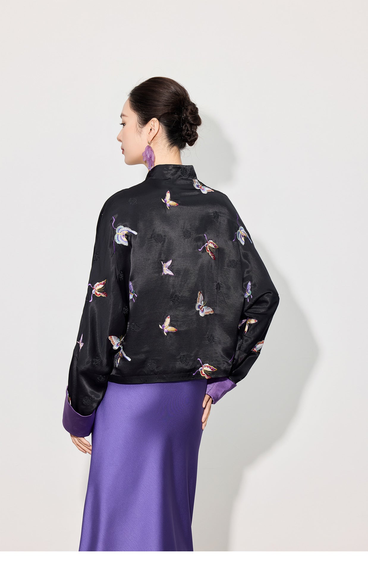 High-End Elegant Loose Fit Embroidered Blouse for Women