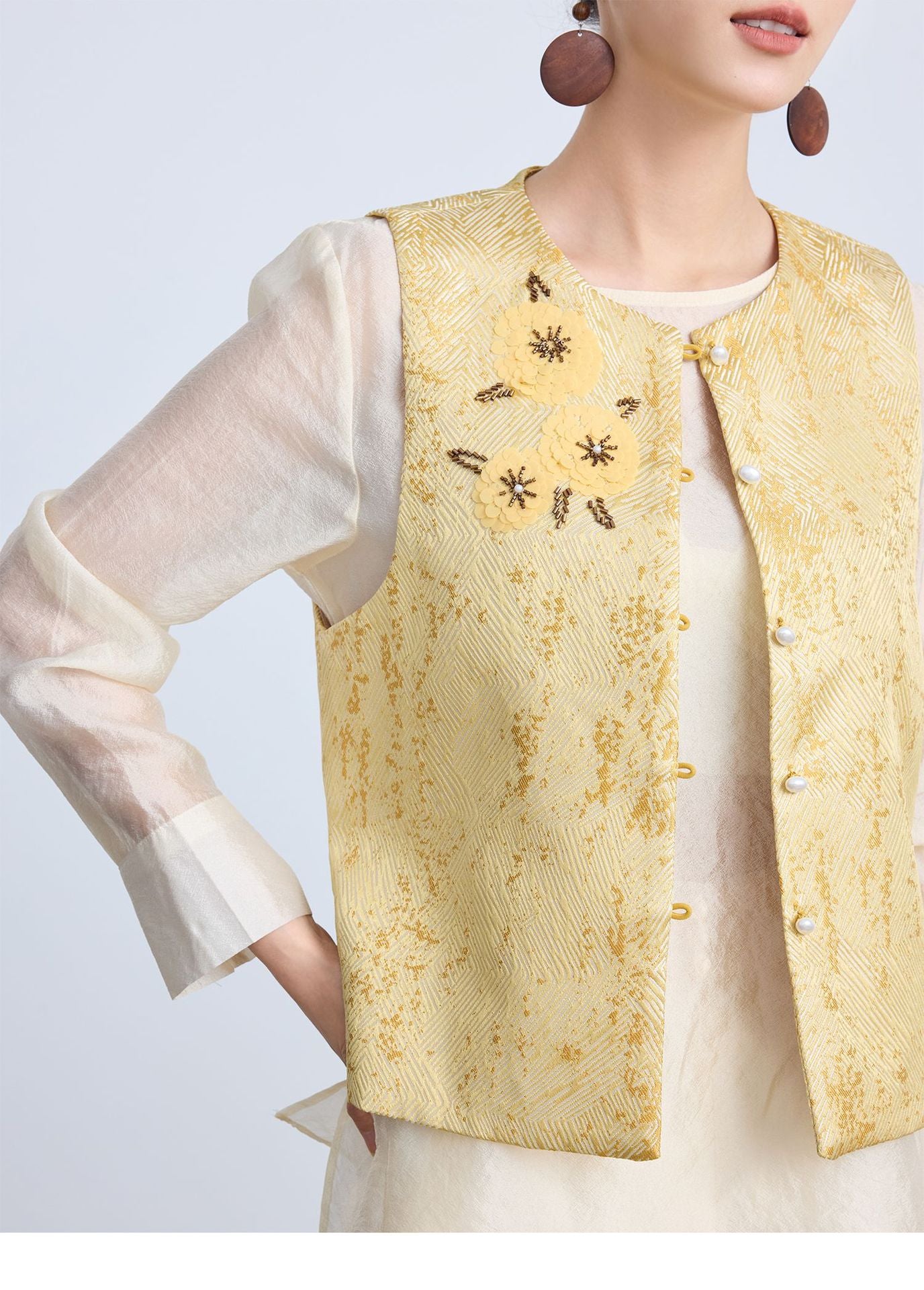 Elegant Chinese Style Sequin Embroidered Top