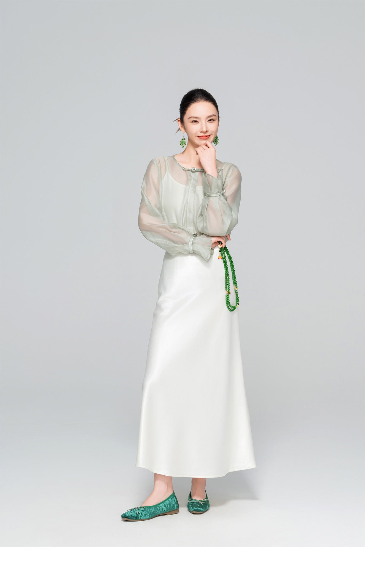 Lightweight Autumn Casual Round Neck Shirt for Women