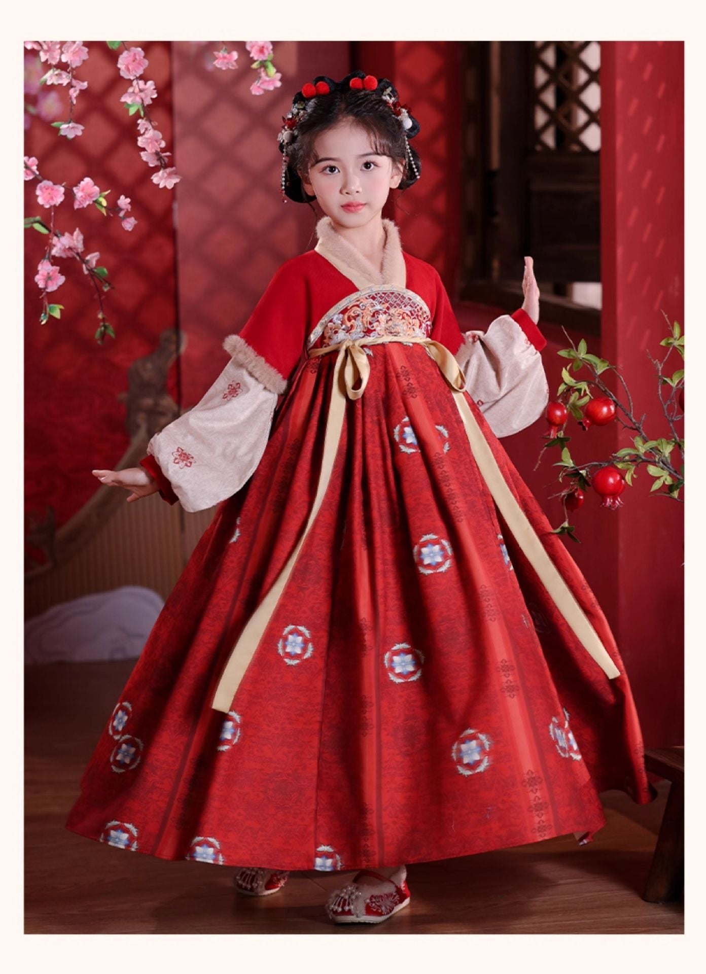 Children’s Winter Hanfu Dress | Elegant Thickened Tang Suit Cheongsam for New Year