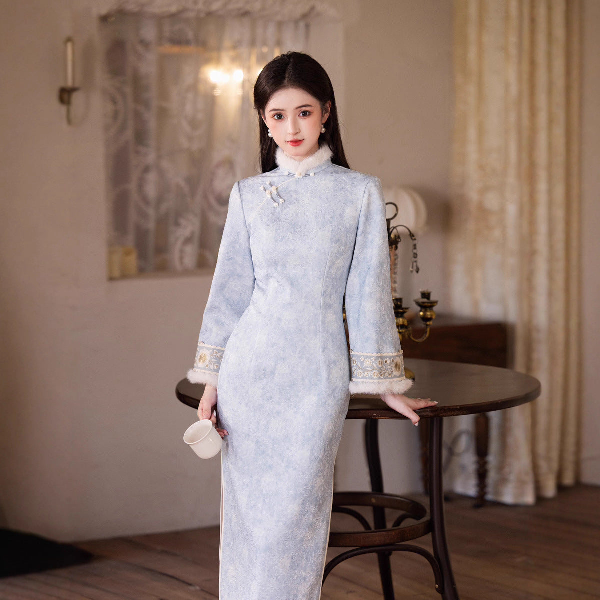 Gentle Brightening Cheongsam | New Chinese Style Winter Thickened Fleece Dress