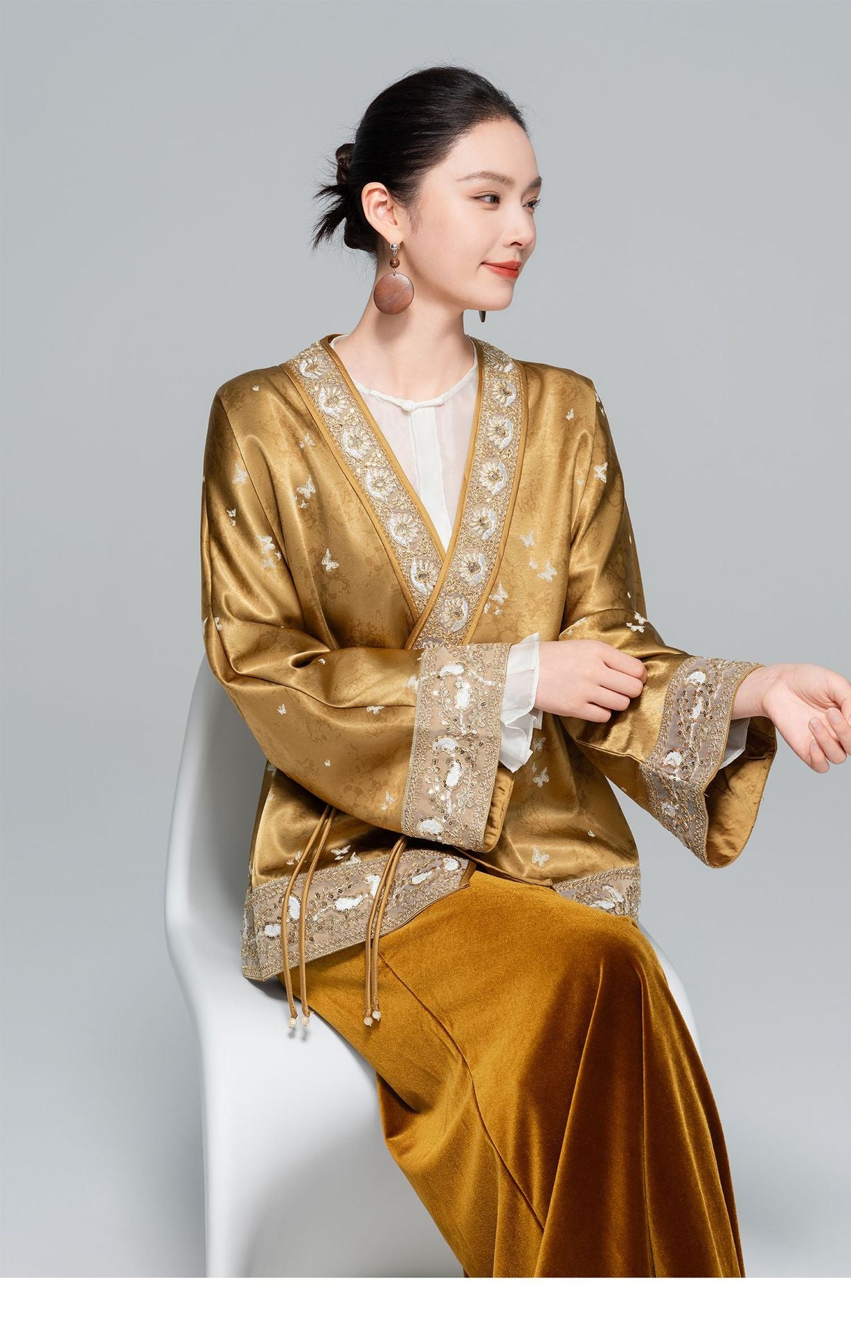 High-End Butterfly Embroidered Outerwear for Women