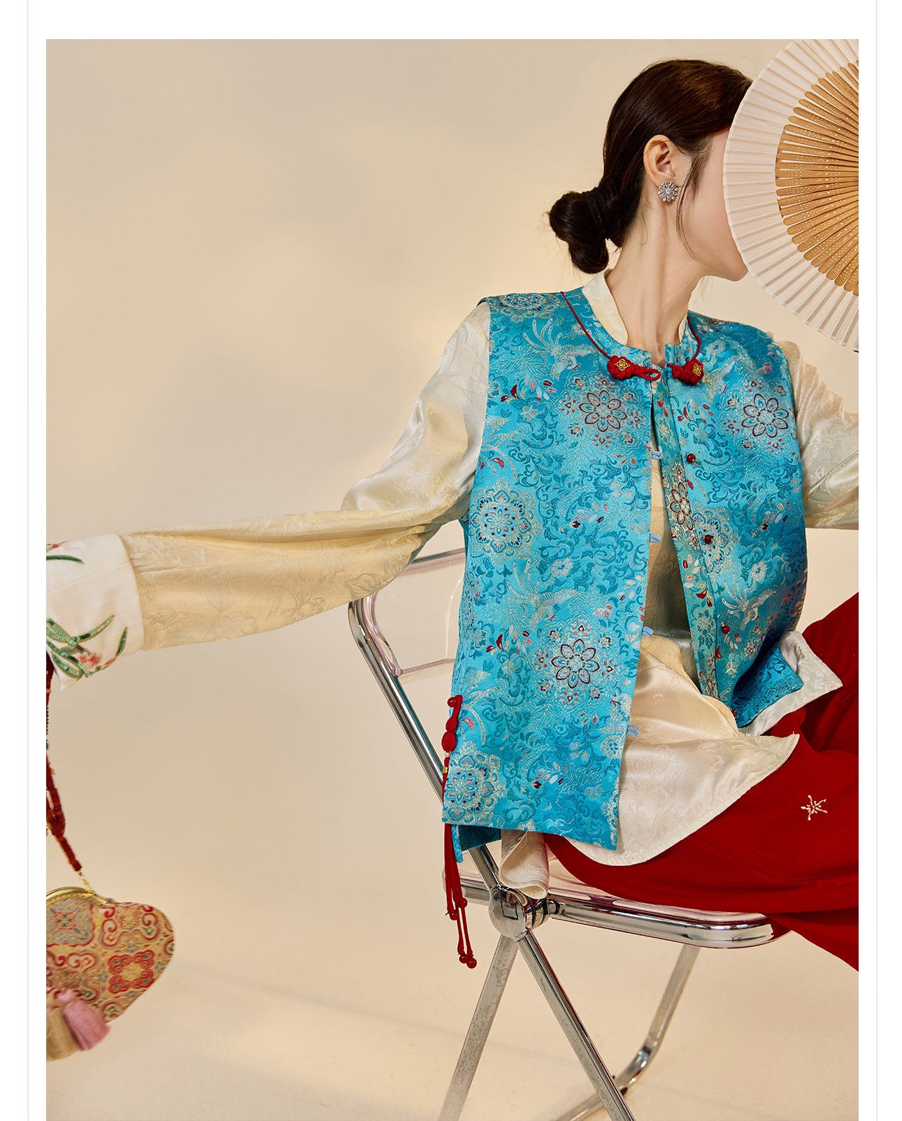 Early Autumn Retro Embroidered Vest | New Chinese Style Women's Top