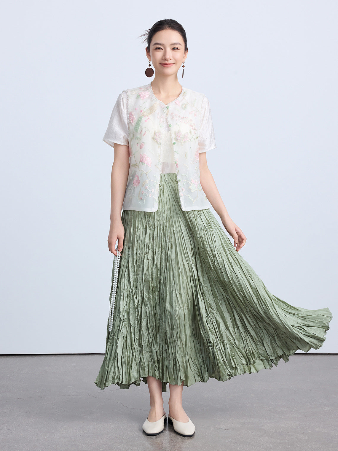 High-Waist Pleated Midi Skirt with Elastic Waist