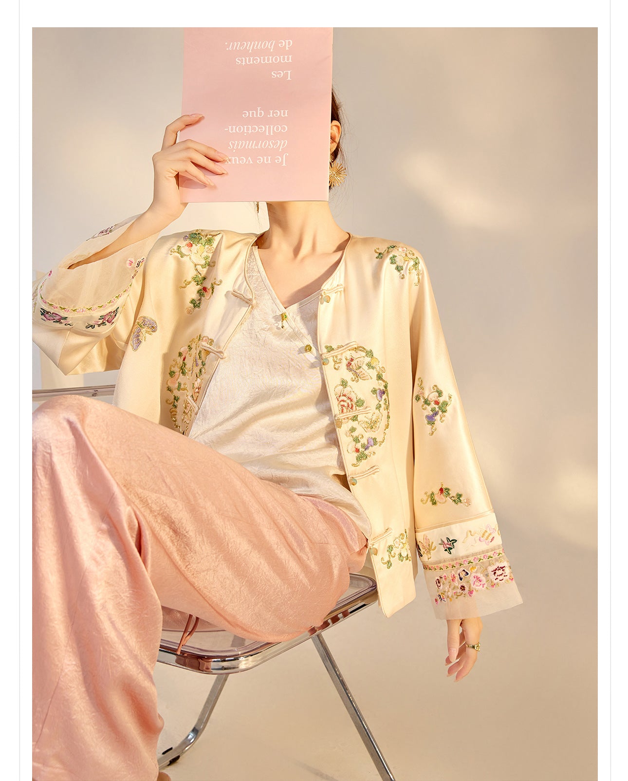 2026 Autumn New Chinese Style Printed Embroidered Acetate Coat for Women